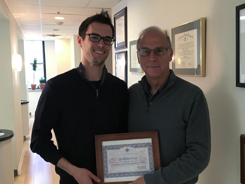 Ambasador prof. Martin Trope